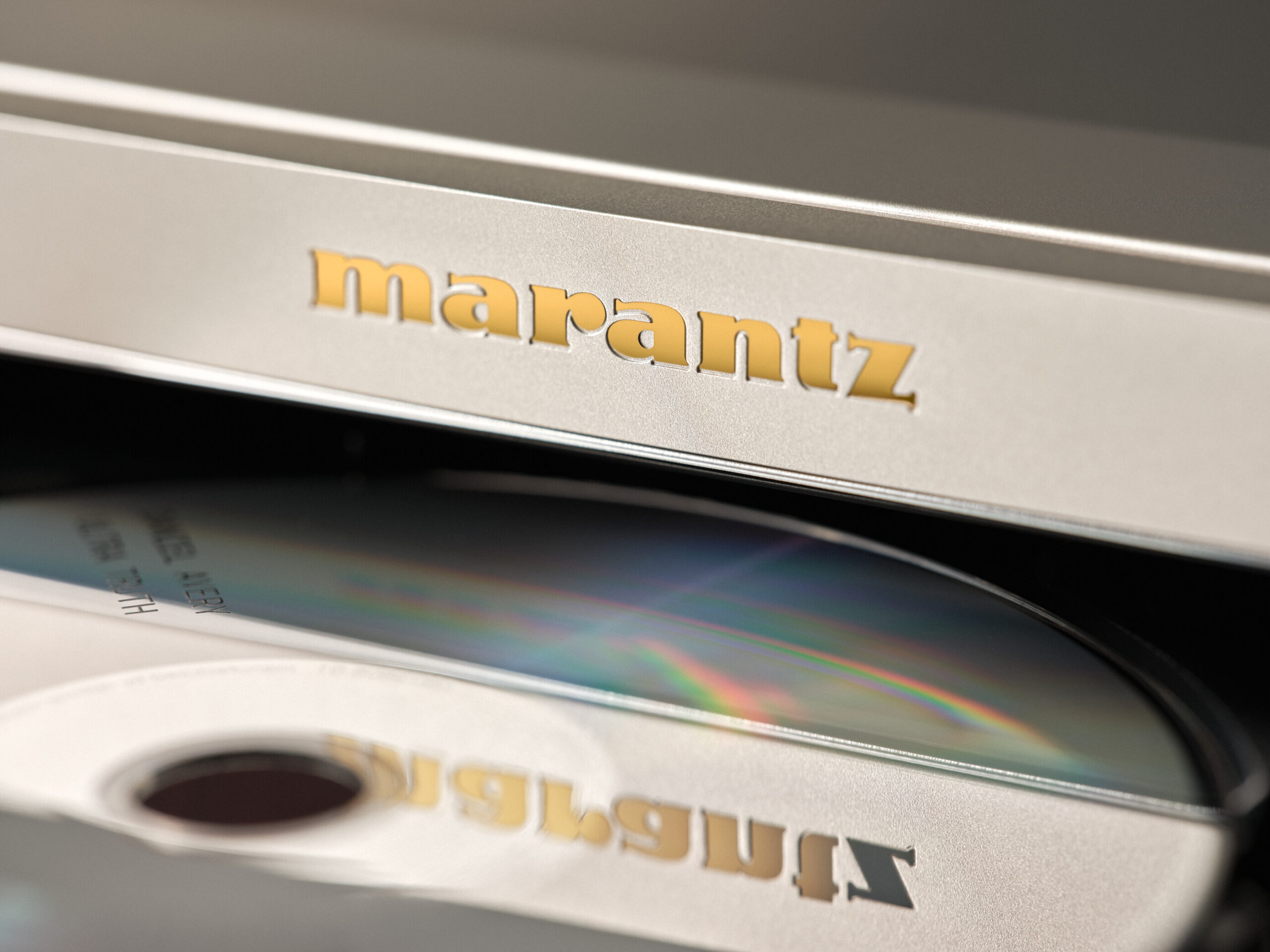 Low--Marantz - CD 70 - Silver Gold - Beauty 3