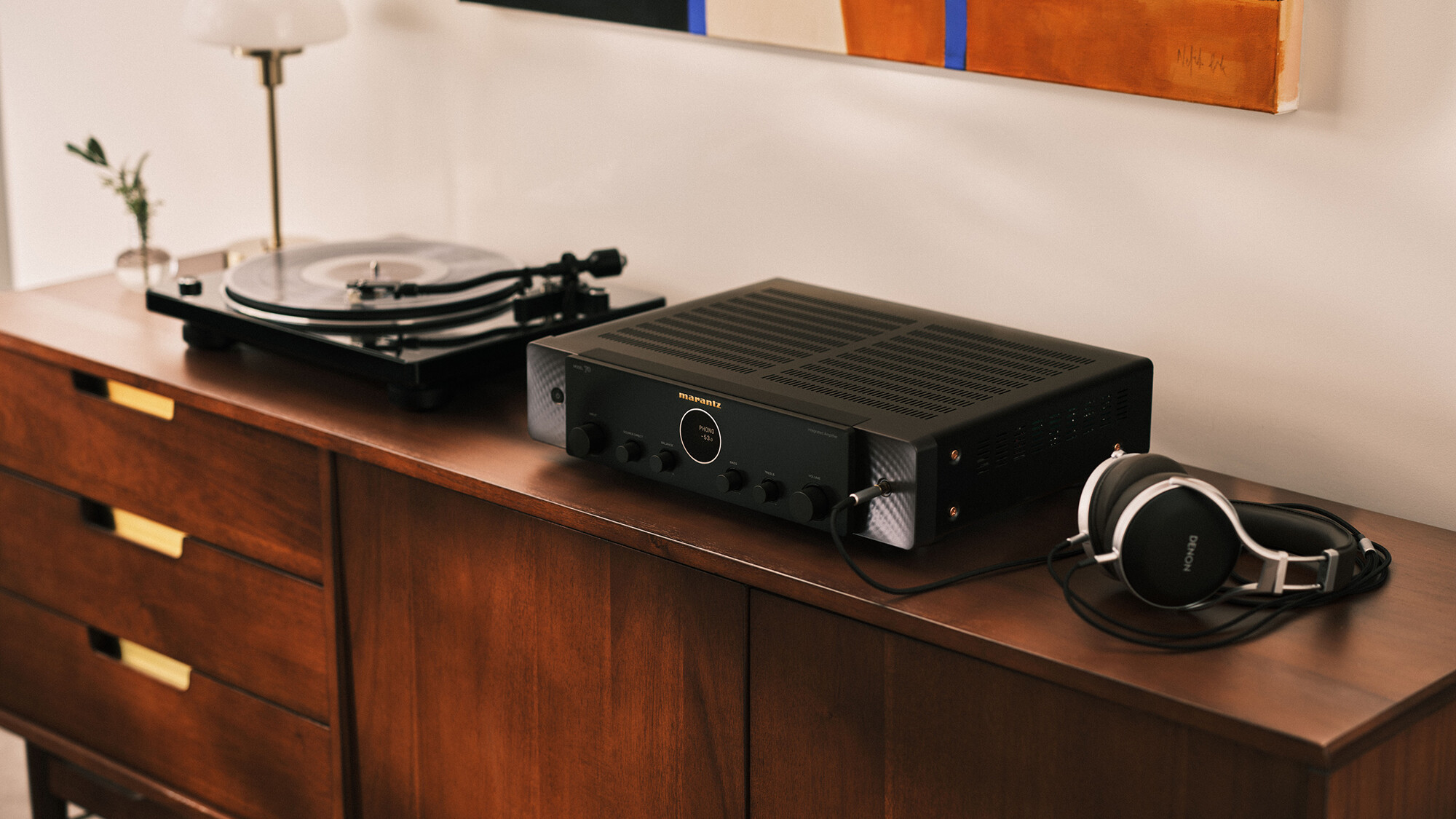 Low--Marantz - MODEL 70 - Black - Lifestyle 08 - 16x9