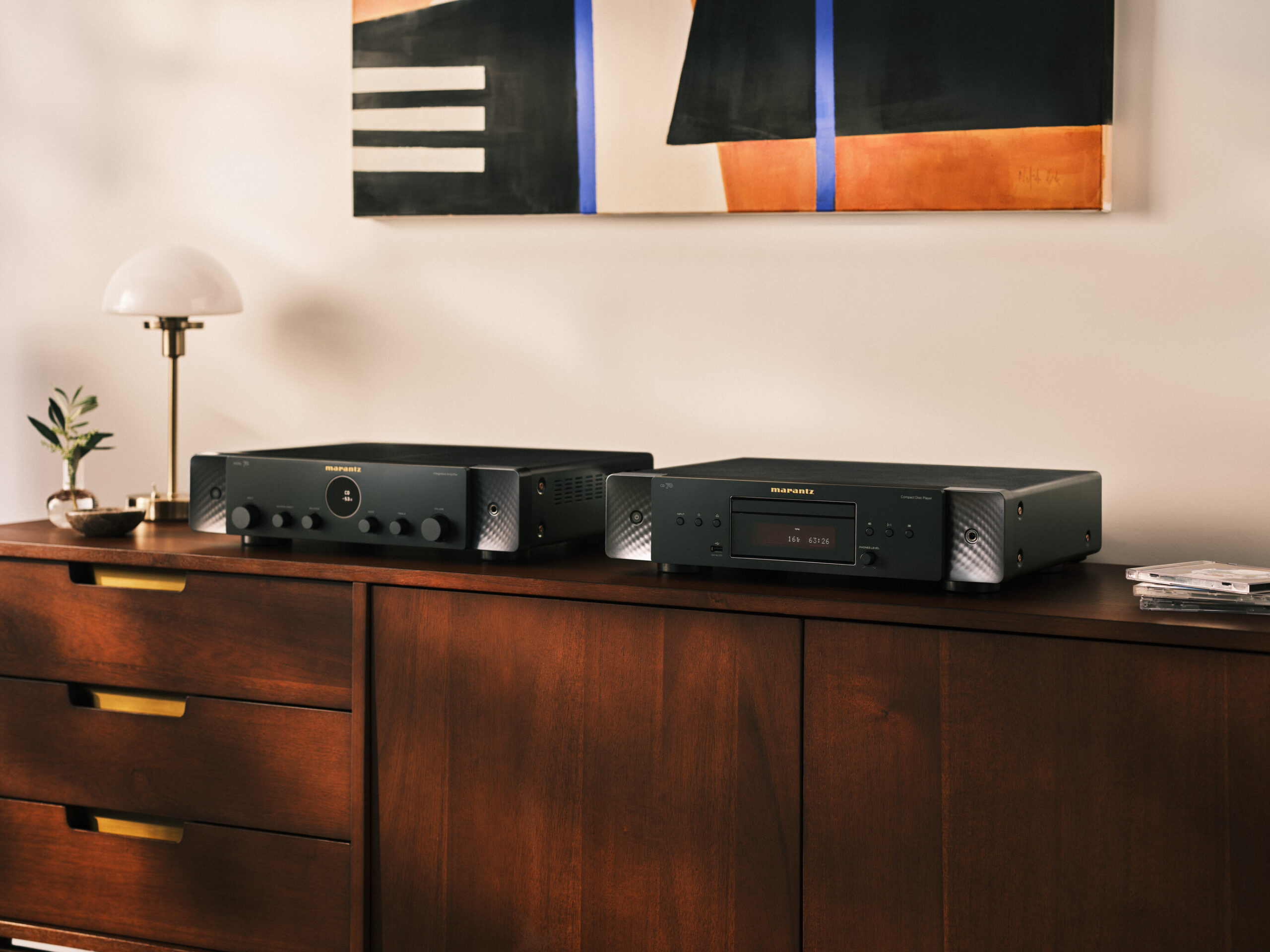 Low--Marantz - MODEL 70 CD 70 - Black - Lifestyle 02