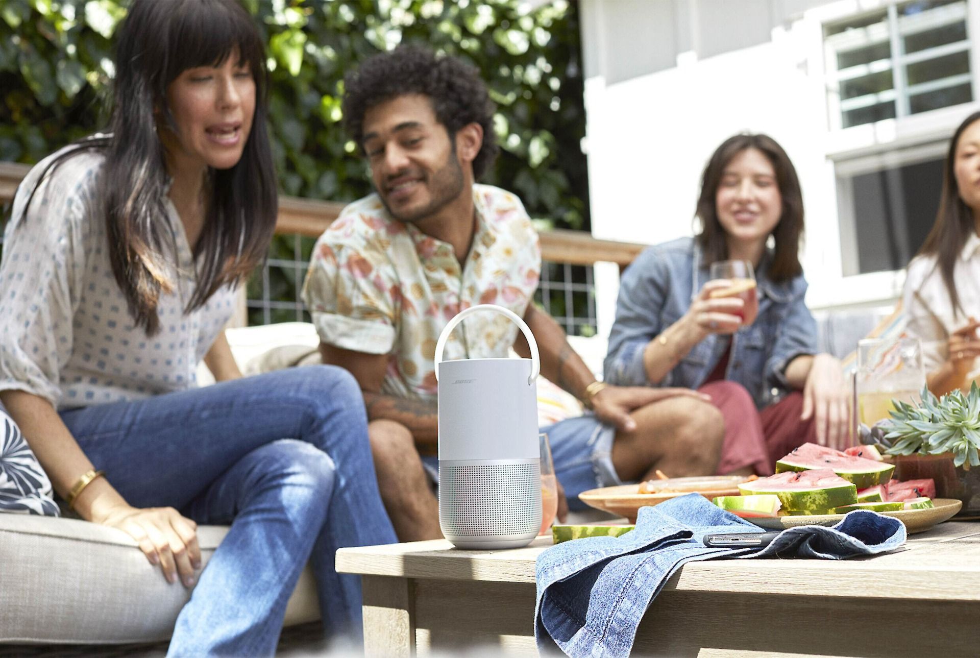 bose_home_portable_speaker_11